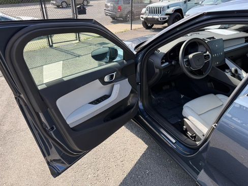 Used 2023 Polestar Polestar 2 w/ Pilot Pack image 9