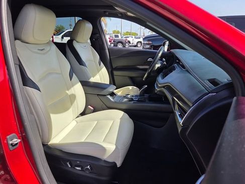 Used 2021 Cadillac XT4 Sport FWD image 18