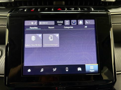 Used 2023 Jeep Grand Cherokee Laredo w/ Luxury Tech Group I AWD/4WD image 34