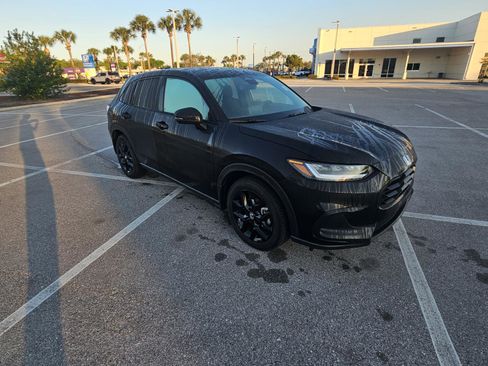 Used 2024 Honda HR-V Sport image 7