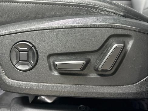 Used 2022 Audi Q3 2.0T Premium Plus AWD/4WD image 24