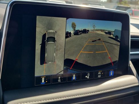 Used 2022 Chevrolet Tahoe Z71 w/ Luxury Package image 14