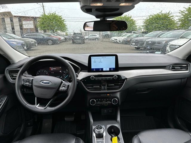 Used 2022 Ford Escape SEL AWD/4WD image 11