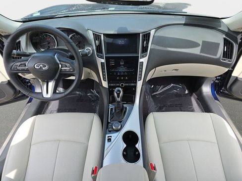 Used 2022 INFINITI Q50 Luxe w/ Cargo Package RWD image 10