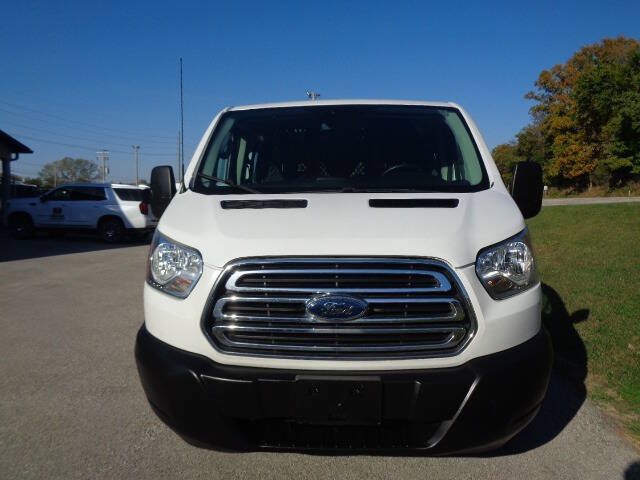 Used 2019 Ford Transit 250 130 Low Roof w/ Exterior Upgrade Package RWD image 11