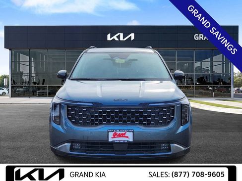 New 2025 Kia Carnival SX Prestige image 3