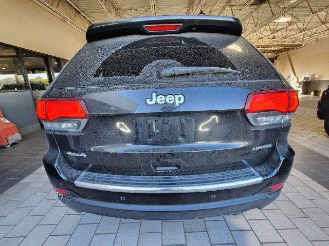 Used 2022 Jeep Grand Cherokee Limited w/ Tech Group AWD/4WD image 5