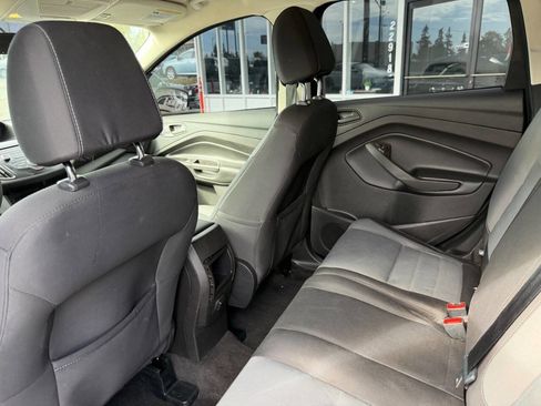Used 2017 Ford Escape S FWD image 21