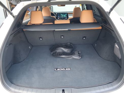 Used 2025 Lexus RX 350 Premium w/ Accessory Package (Z1) FWD image 37