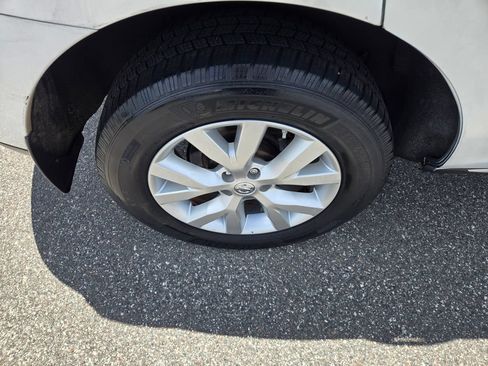 Used 2014 Nissan Murano S AWD/4WD image 13