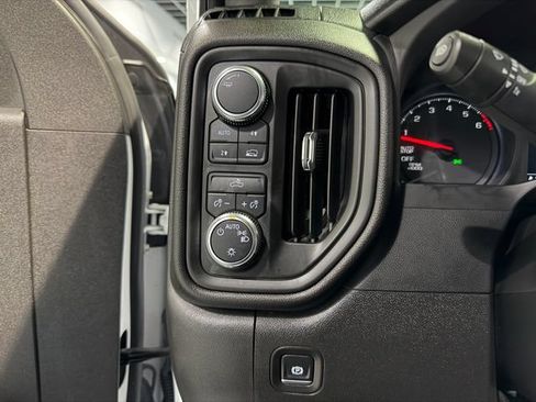 Used 2025 GMC Sierra 1500 Pro w/ Pro Value Package AWD/4WD image 23
