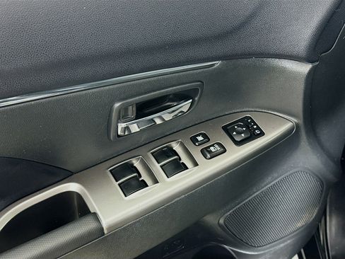 Used 2024 Mitsubishi Outlander Sport AWD image 18