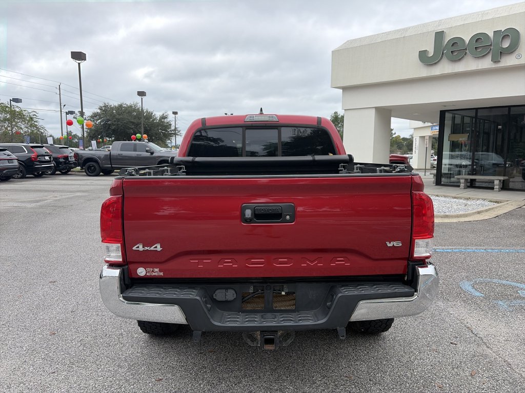 Used 2016 Toyota Tacoma SR5 w/ Towing Package AWD/4WD image 5