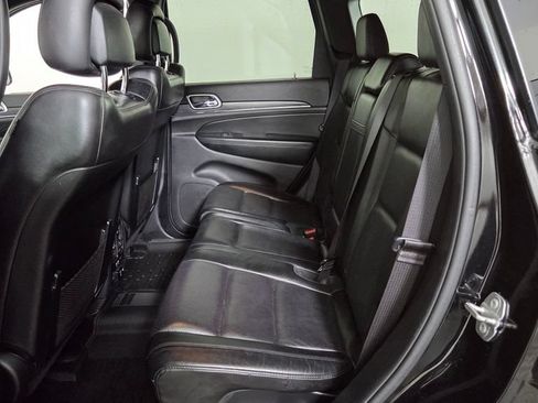 Used 2019 Jeep Grand Cherokee Limited w/ Luxury Group II AWD/4WD image 32