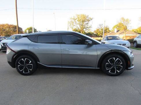 Used 2022 Kia EV6 Wind image 6