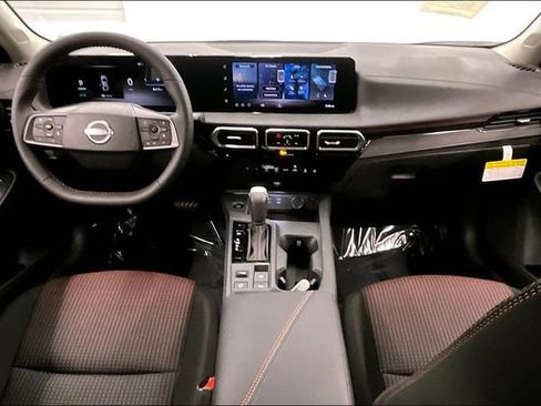 New 2026 Nissan Sentra SR FWD image 6