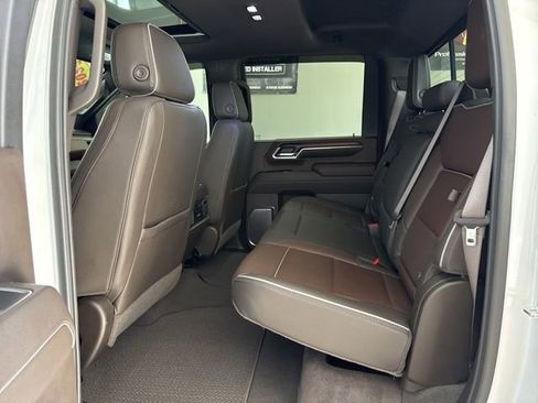 Used 2024 GMC Sierra 2500 Denali w/ Denali Reserve Package image 13