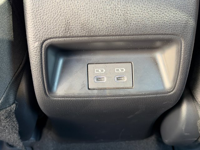 Used 2026 Toyota Corolla SE FWD image 13