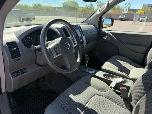 Certified 2021 Nissan Frontier SV image 14