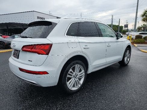 Used 2020 Audi Q5 2.0T Premium Plus w/ Premium Plus Package AWD/4WD image 3