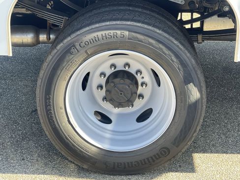 New 2024 Ford F450 XL w/ XL Chrome Package image 11