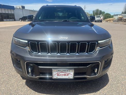 Used 2025 Jeep Grand Cherokee L Overland w/ Trailer Tow Package AWD/4WD image 3