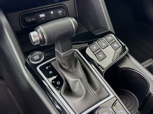 Used 2024 Kia Sportage SX image 20