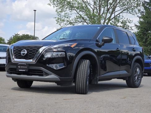 Used 2023 Nissan Rogue S AWD/4WD image 11