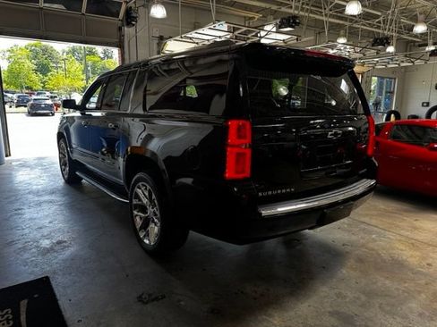 Used 2020 Chevrolet Suburban Premier w/ Max Trailering Package AWD/4WD image 31