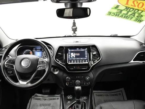 Used 2020 Jeep Cherokee Limited AWD/4WD image 19