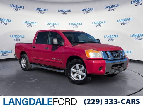 Used 2008 Nissan Titan SE image 1