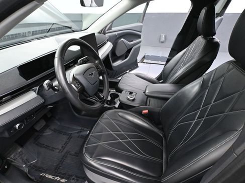 Used 2021 Ford Mustang Mach-E Select image 22