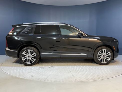 New 2026 Cadillac Vistiq Luxury image 8