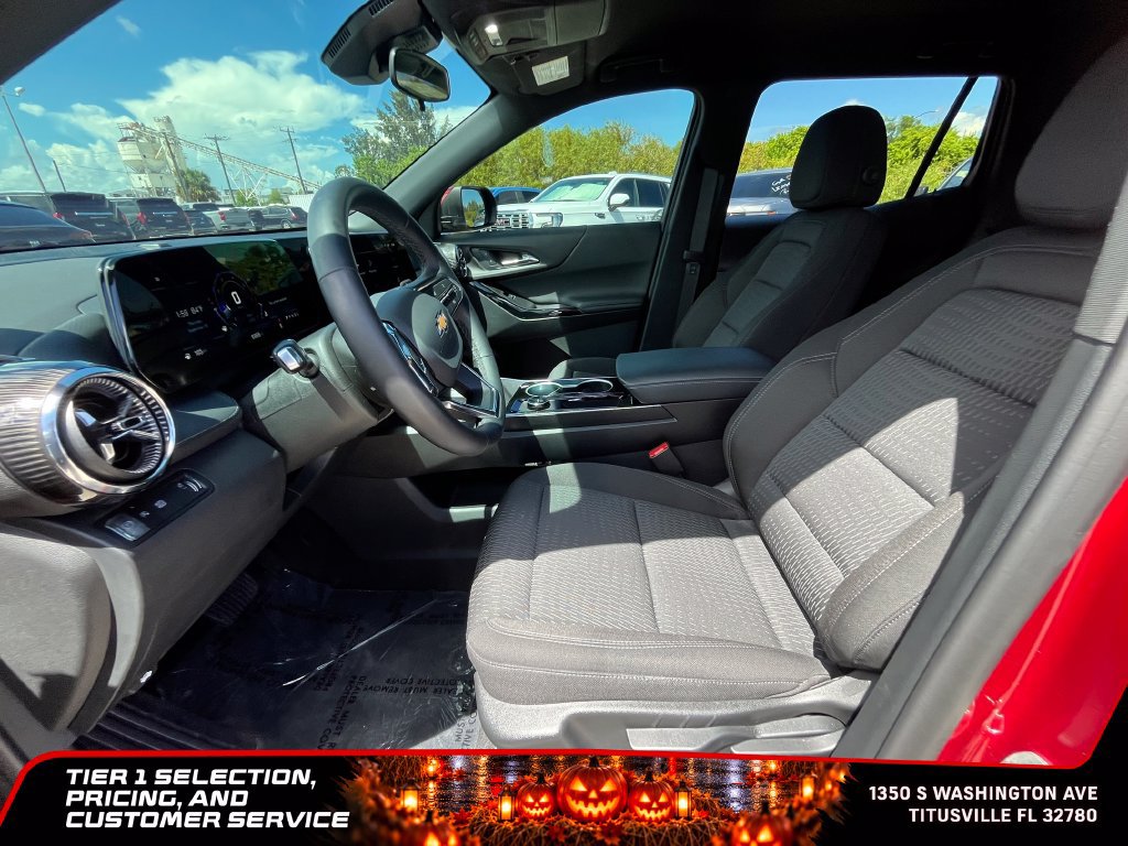 Used 2026 Chevrolet Equinox LT FWD image 10