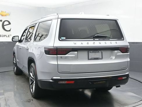 Used 2022 Jeep Wagoneer Series III w/ Premium Group I AWD/4WD image 37