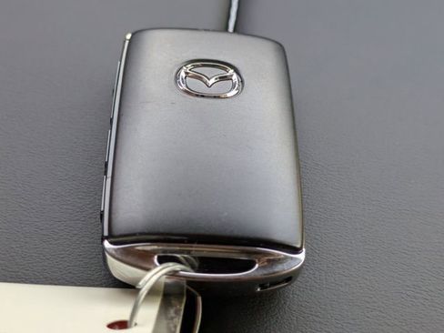 New 2026 MAZDA CX-90 Plug-In Hybrid w/ Premium Plus image 32