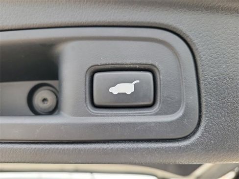 Used 2016 Honda Pilot Elite image 5