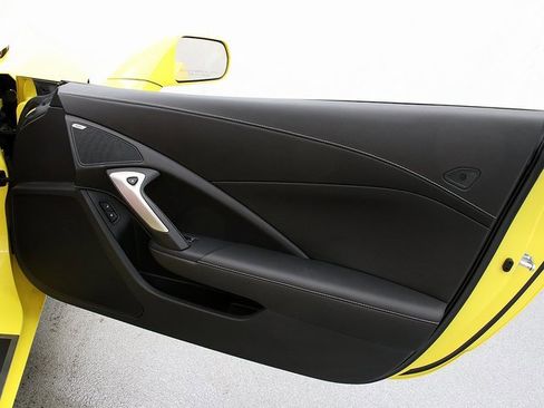 Used 2019 Chevrolet Corvette Stingray Coupe image 24