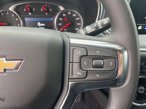 New 2025 Chevrolet Blazer LT w/ Convenience Package image 19