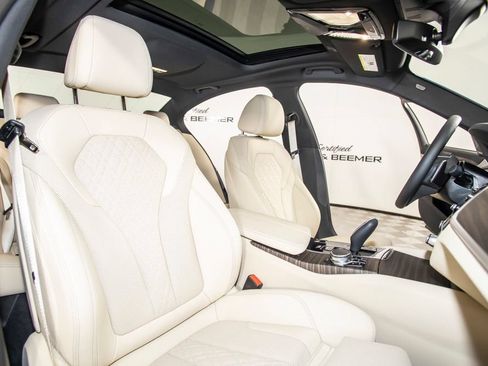 Used 2023 BMW 530i w/ Premium Package RWD image 14