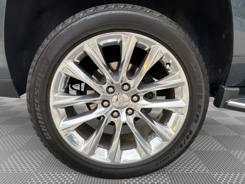 Used 2020 Cadillac Escalade Luxury AWD/4WD image 30