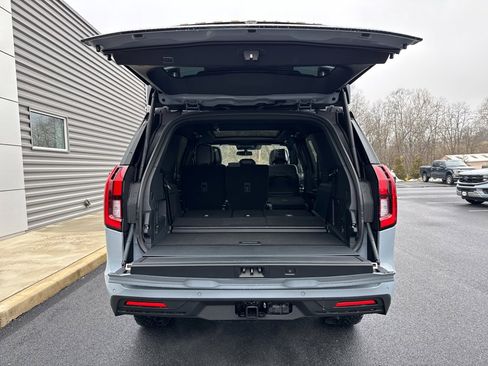 New 2026 Ford Expedition Tremor image 7