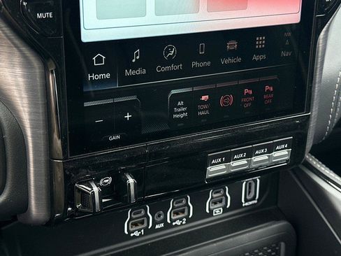 New 2025 RAM 2500 Rebel w/ Rebel Level 2 Equipment Group image 22