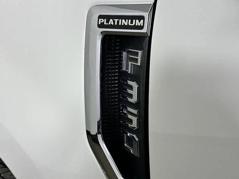 Certified 2022 Ford F350 Platinum image 7