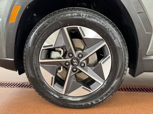 Used 2025 Hyundai Tucson SEL image 8