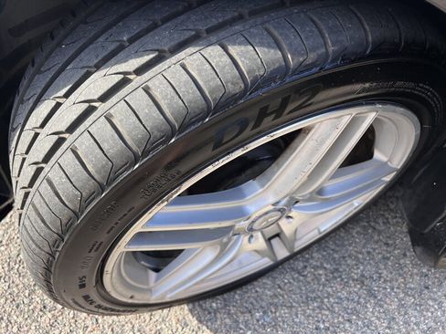 Used 2014 Mercedes-Benz E 350 4MATIC Sedan image 20