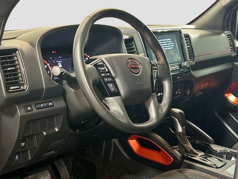 Used 2024 Nissan Frontier Pro-X RWD image 7
