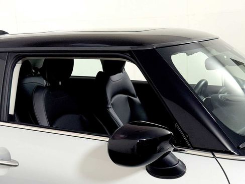 Certified 2023 MINI Cooper S FWD image 30