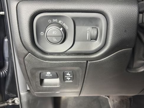 Used 2020 RAM 1500 Big Horn image 27