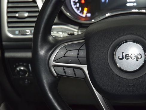 Used 2020 Jeep Grand Cherokee Altitude image 35